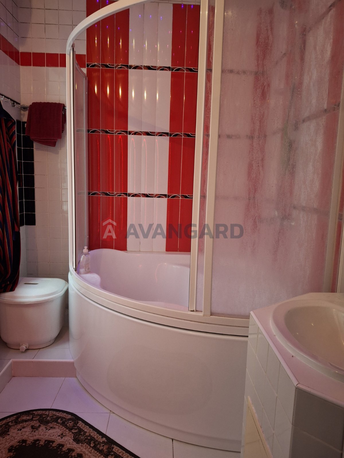 ������� �������, 70 ��.�. ���� 5