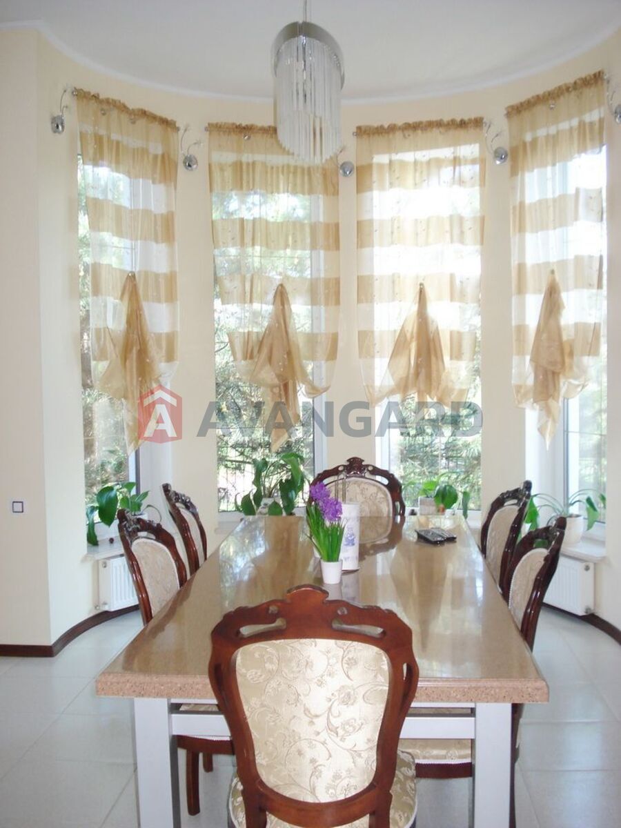 �������, 500 ��.�. ���� 20