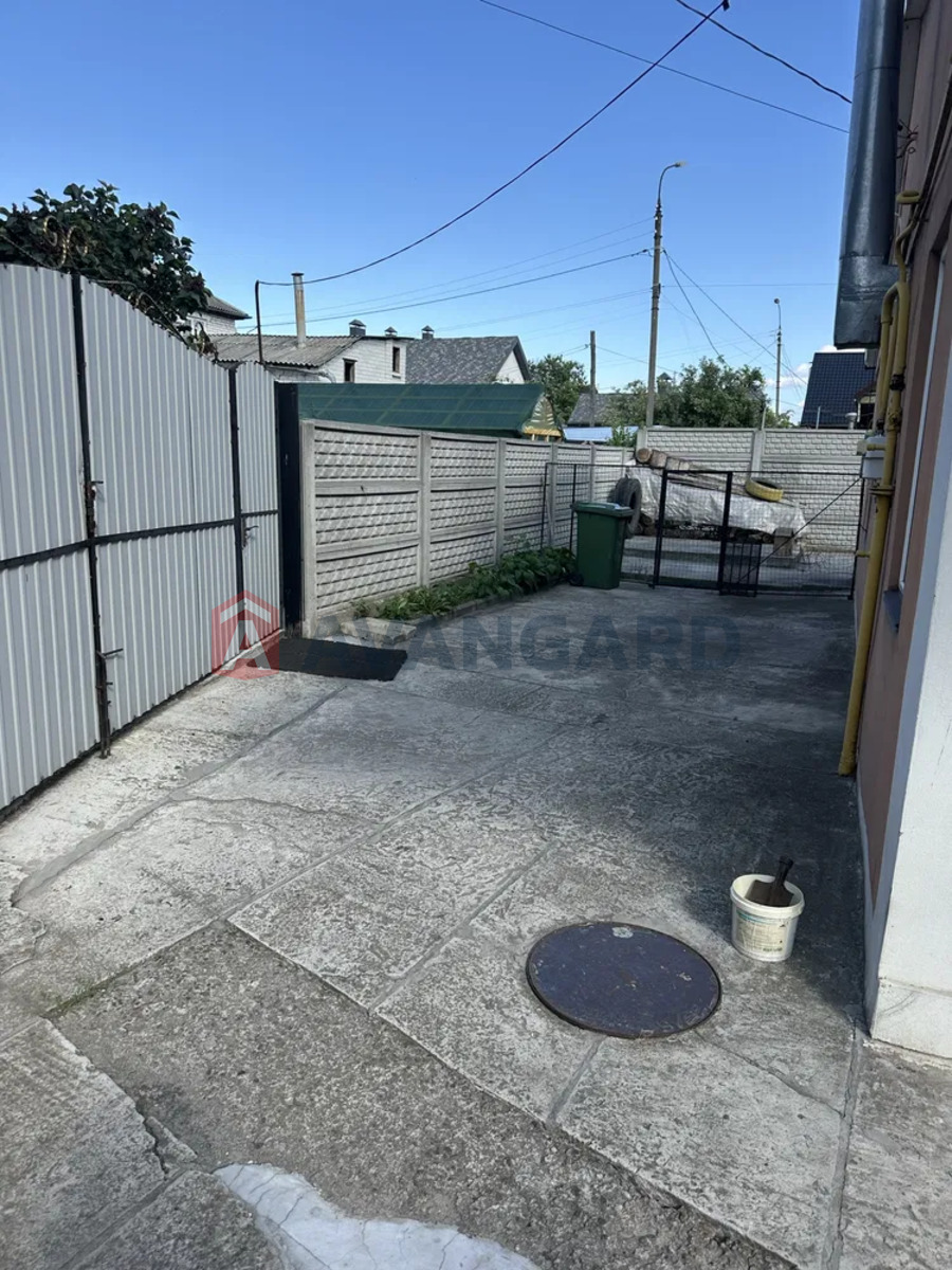 ������� �������, 57 ��.�. ���� 13