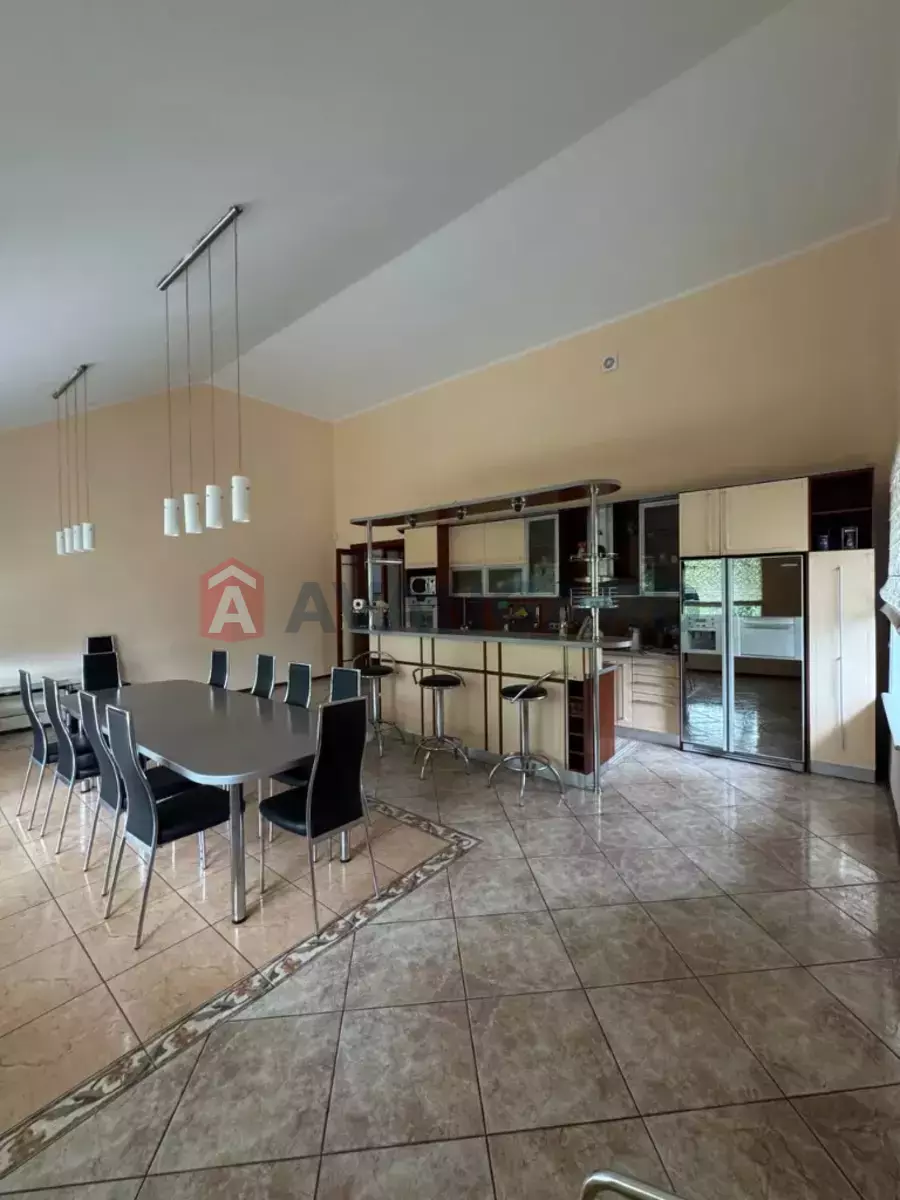 �������, 400 ��.�. ���� 23