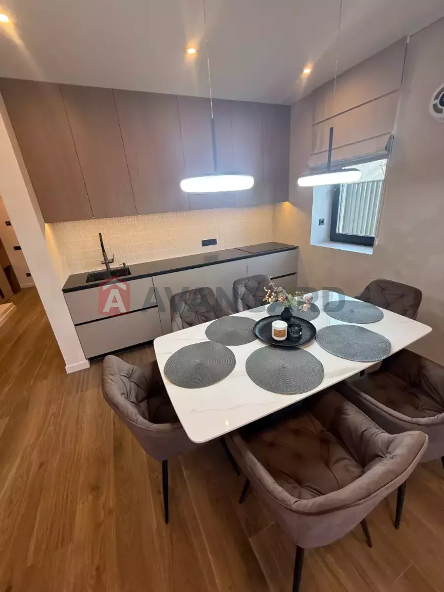 �������, 120 ��.�. ���� 4