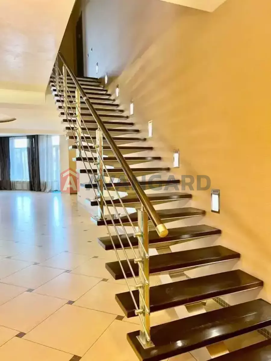�������, 500 ��.�. ���� 12
