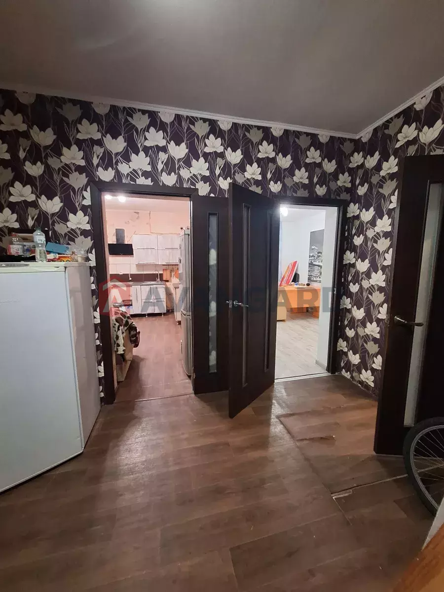 �������, 100 ��.�. ���� 5