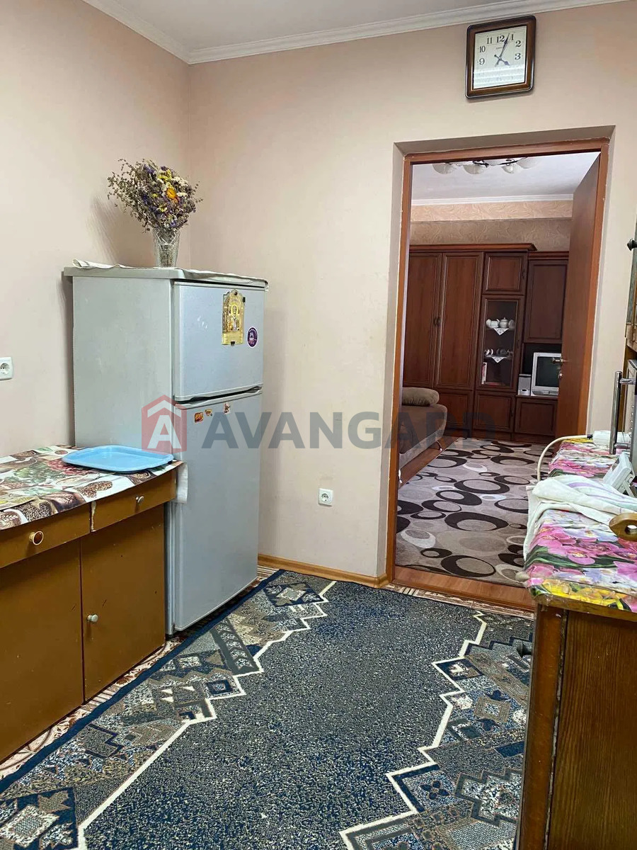 �������, 40 ��.�. ���� 1