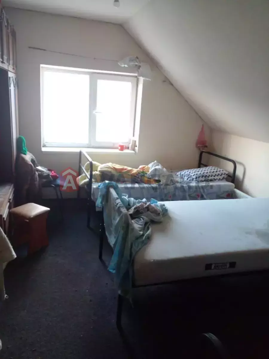 �������, 200 ��.�. ���� 13