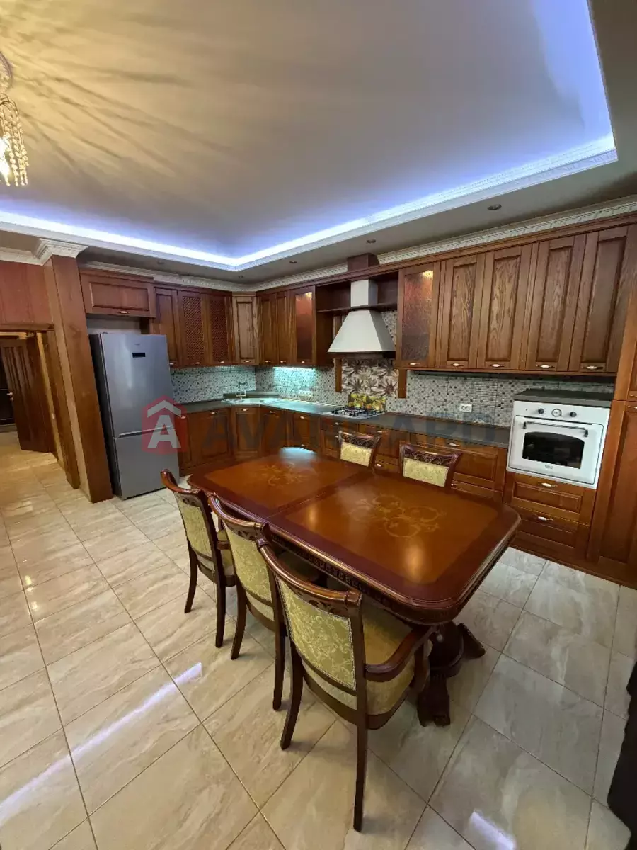 ���, 152 ��.�. ���� 12