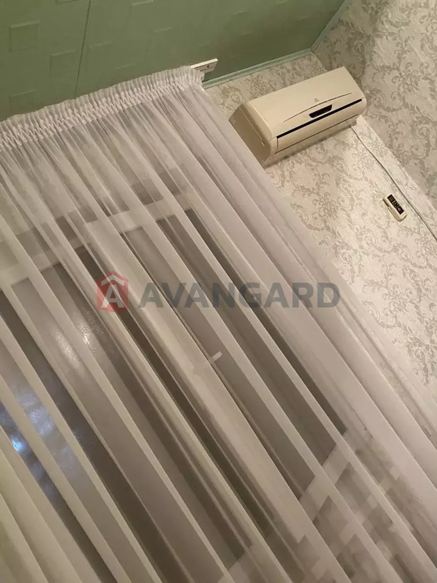 ������� �������, 47 ��.�. ���� 4