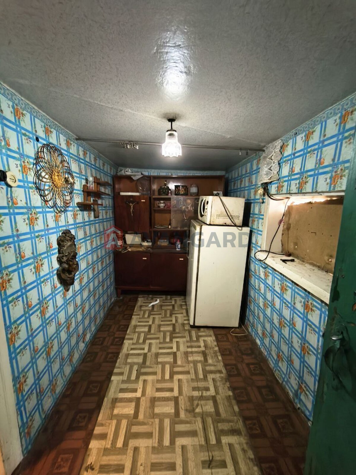 �������, 42 ��.�. ���� 3