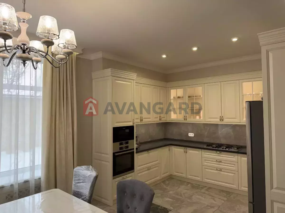 �������, 216 ��.�. ���� 25