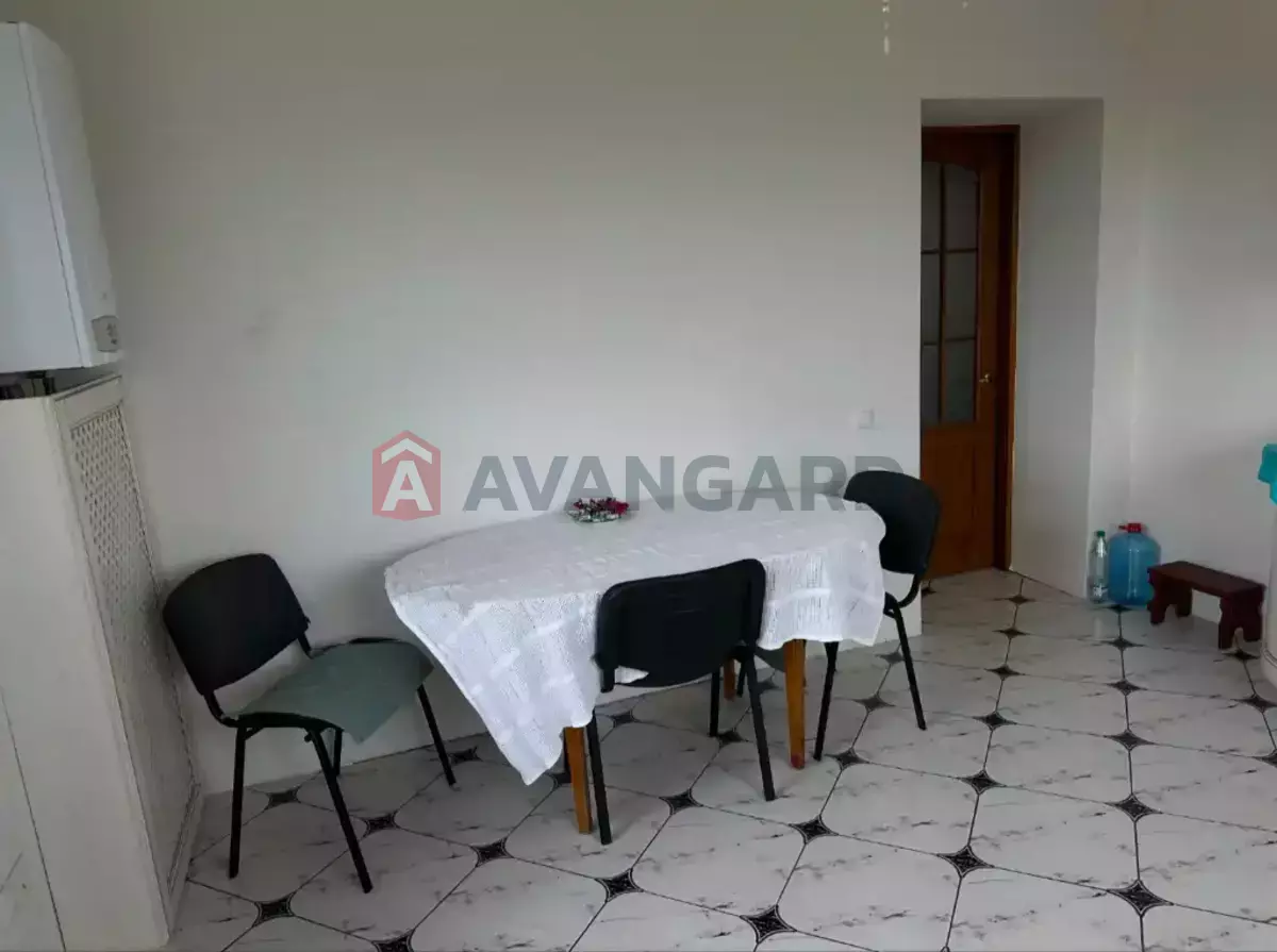 �������, 160 ��.�. ���� 3