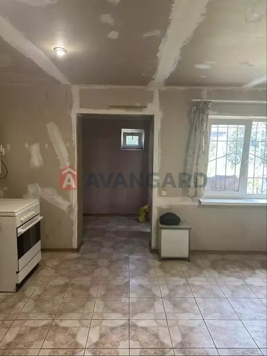 ������� �������, 70 ��.�. ���� 8