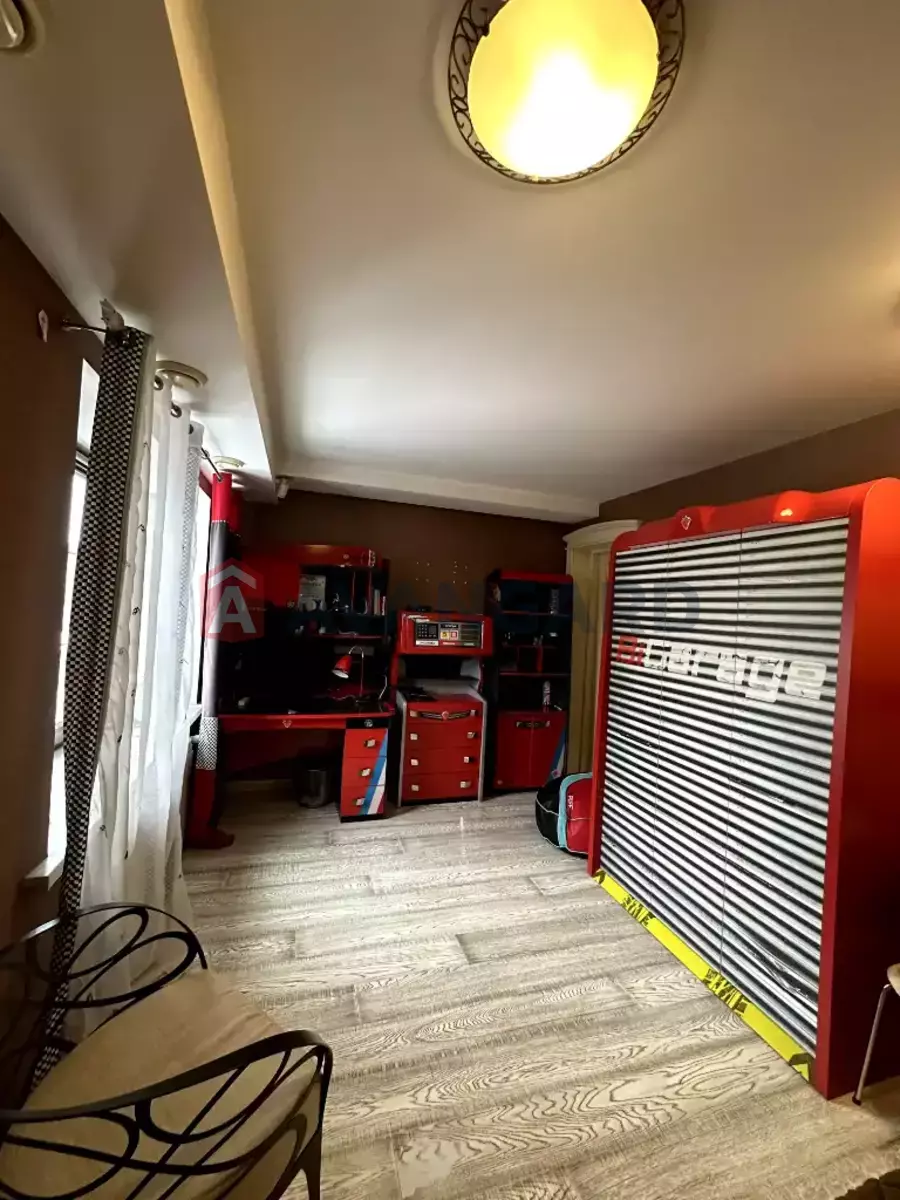 �������, 800 ��.�. ���� 23