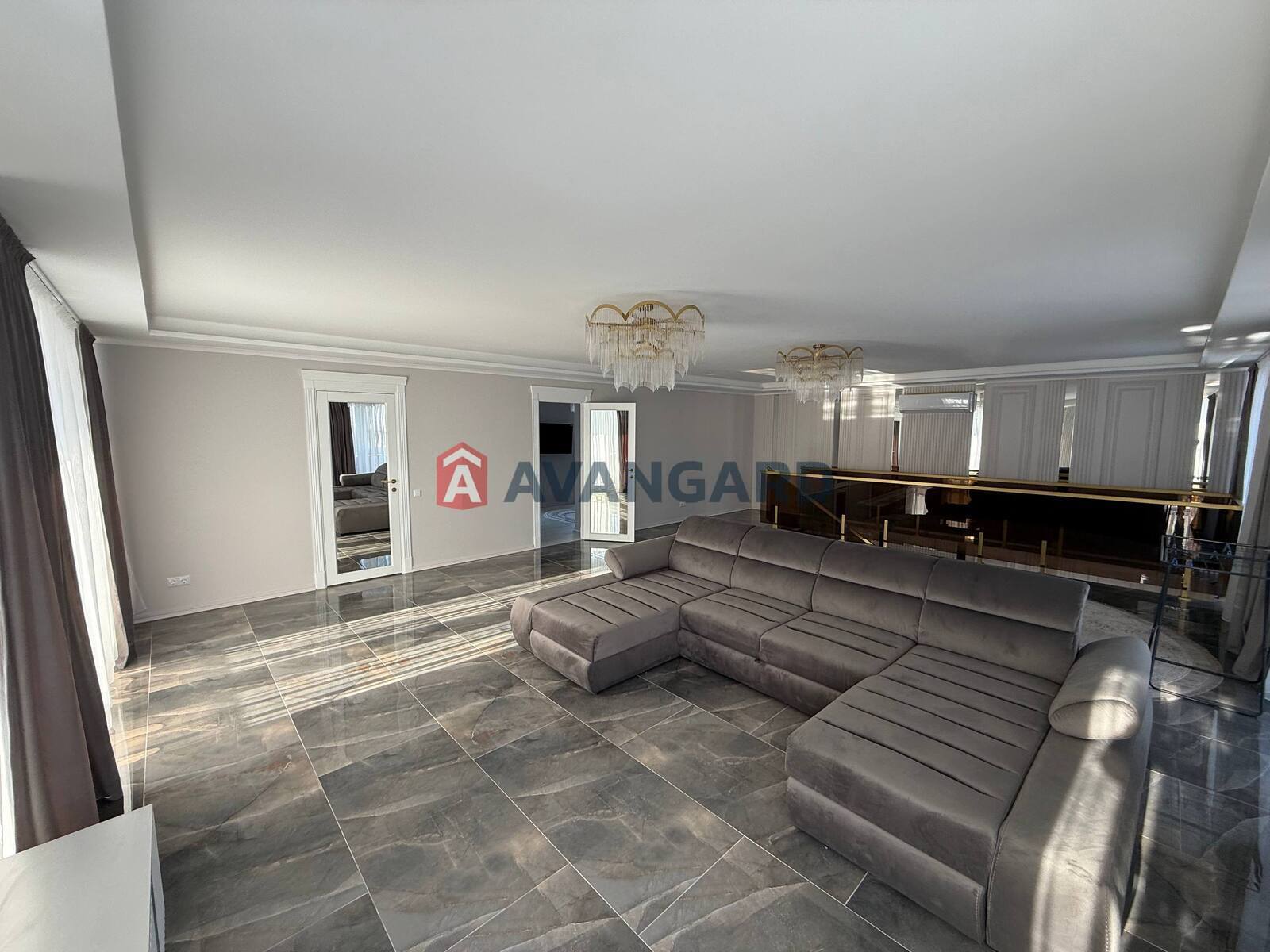 ���, 200 ��.�. ���� 16