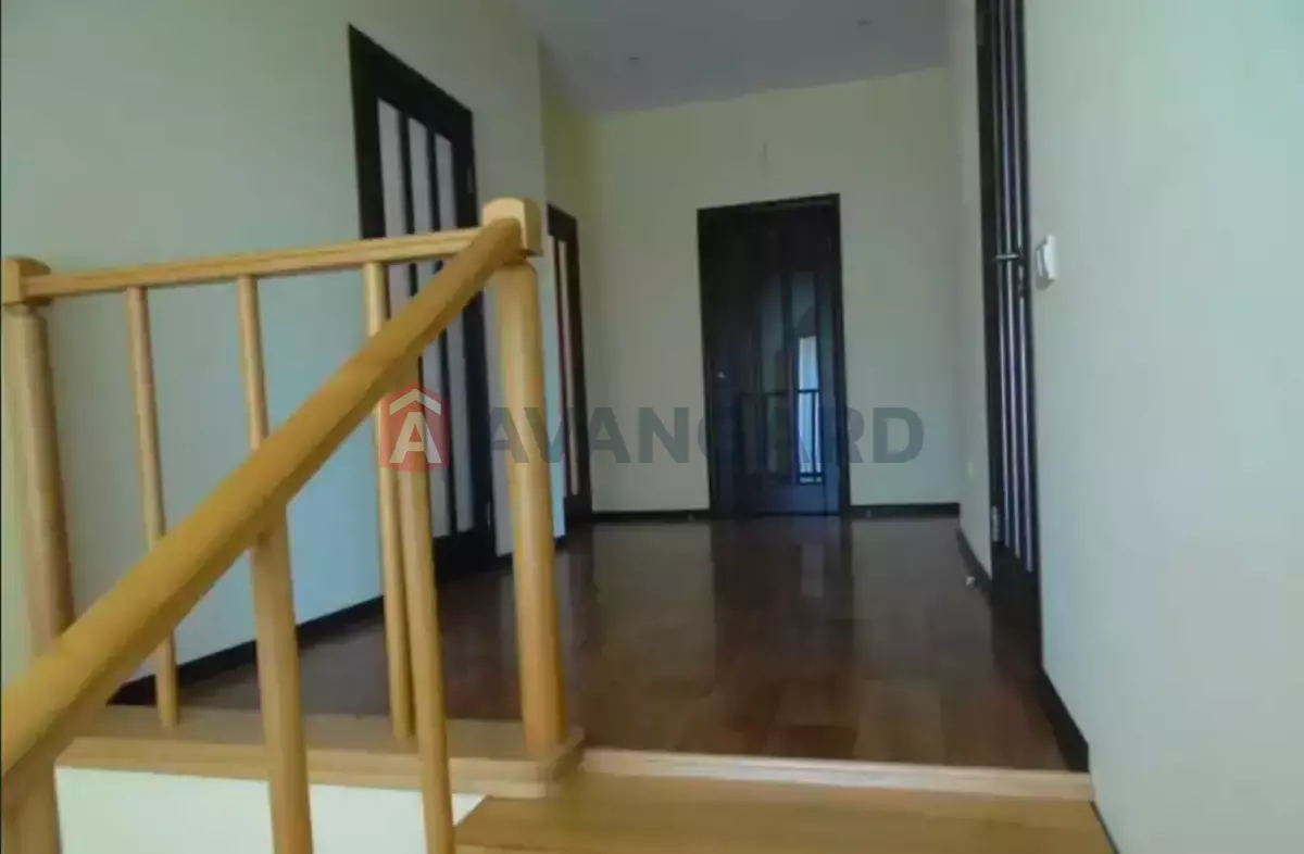 �������, 200 ��.�. ���� 7