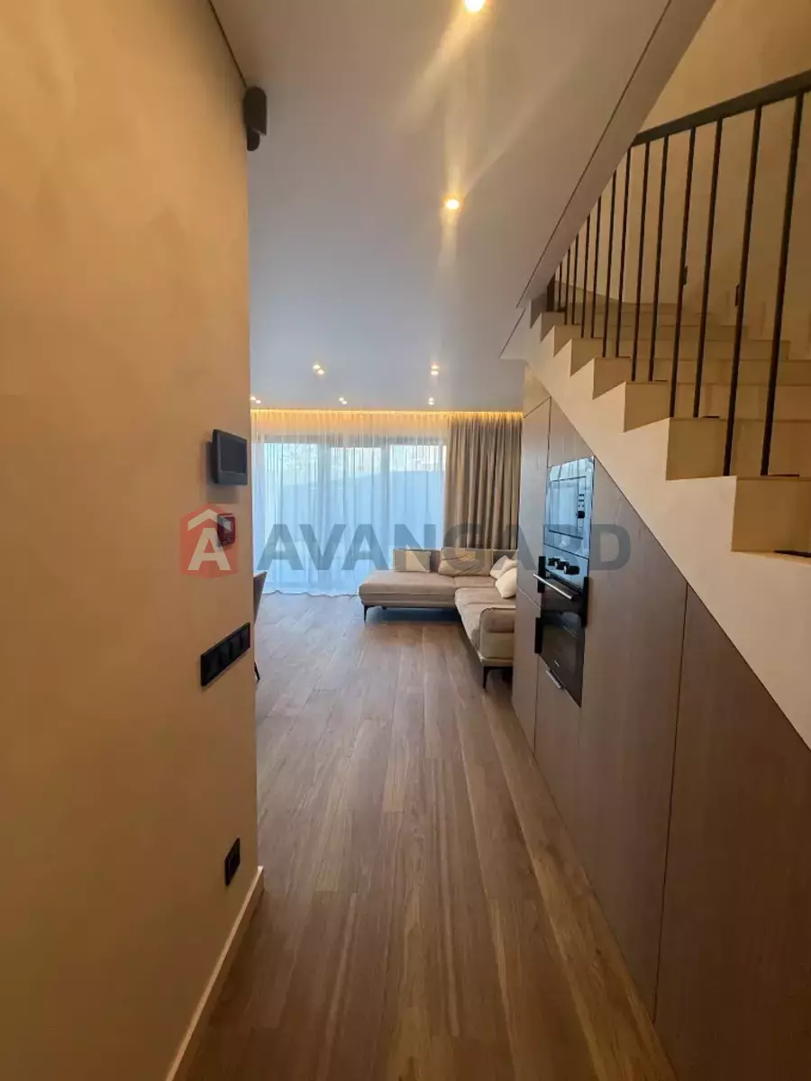 �������, 120 ��.�. ���� 7