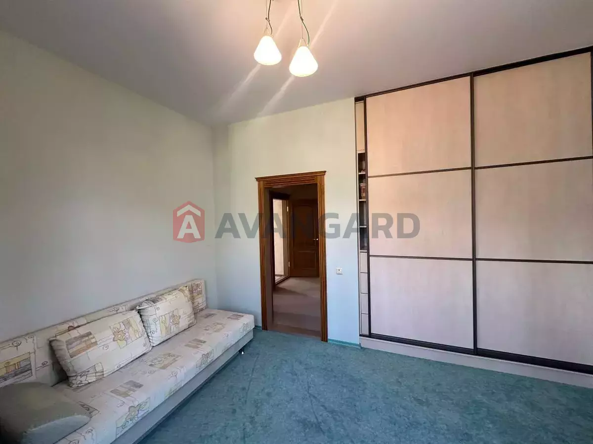 �������, 200 ��.�. ���� 11