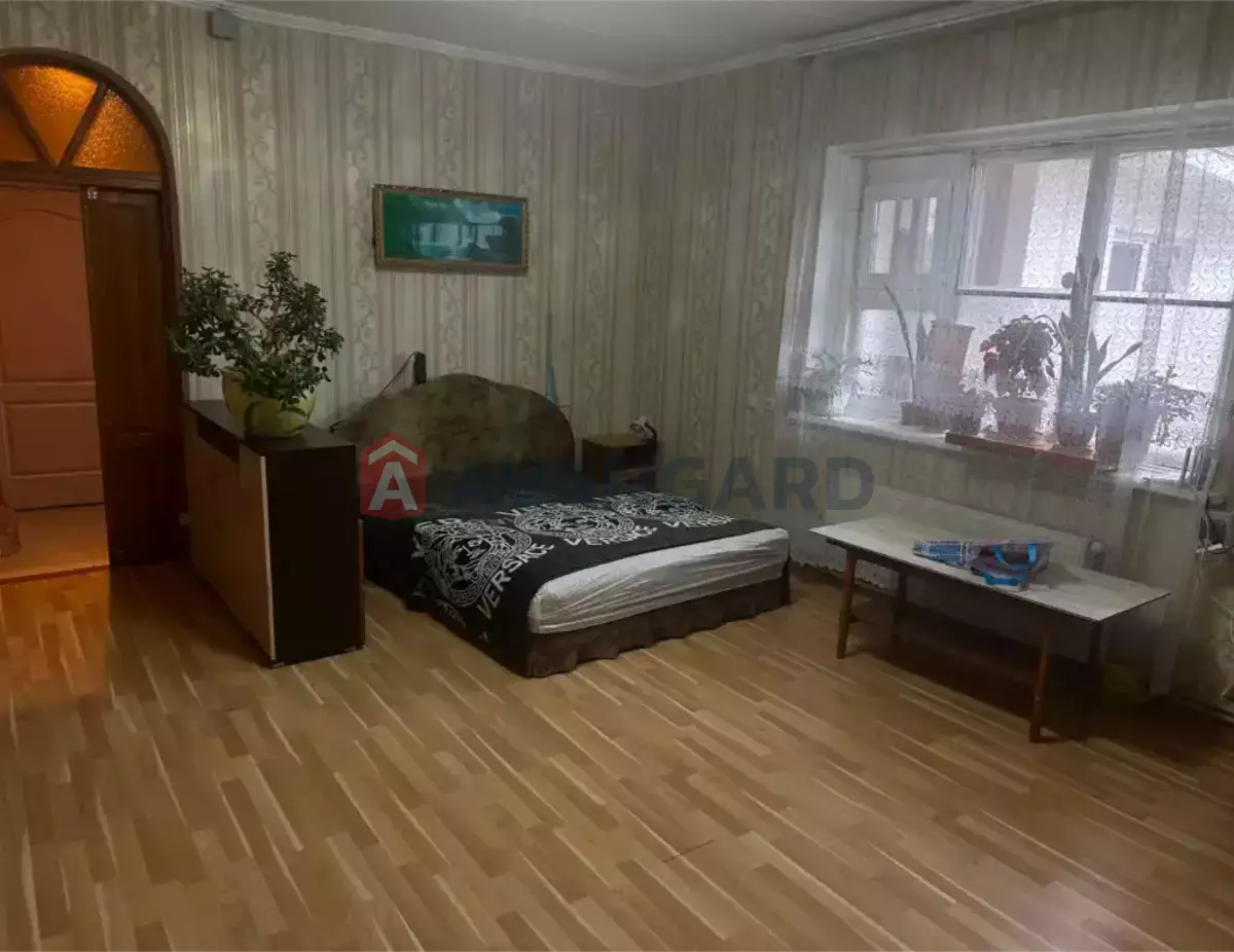 ������� �������, 53 ��.�. ���� 7