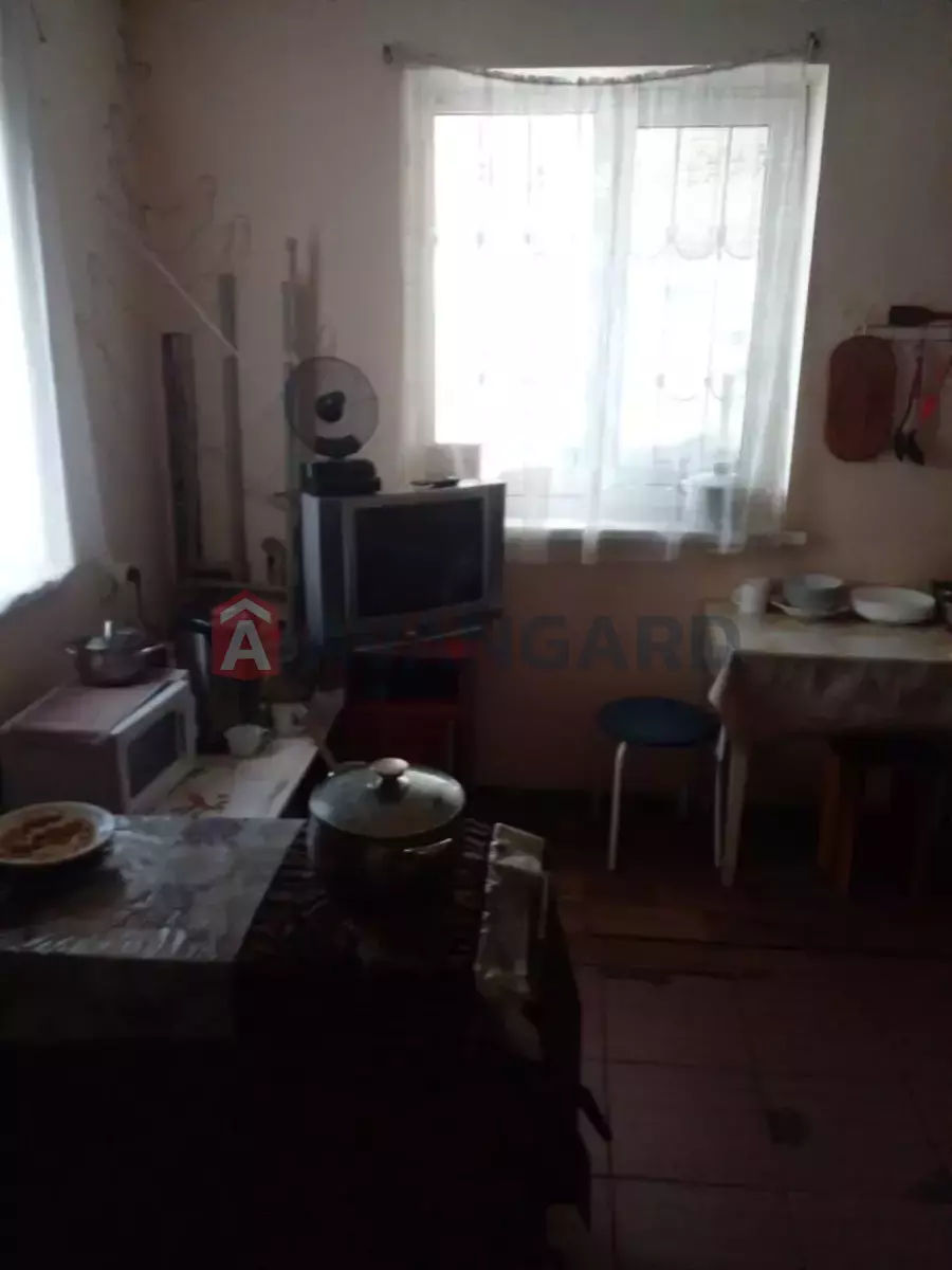 �������, 200 ��.�. ���� 3