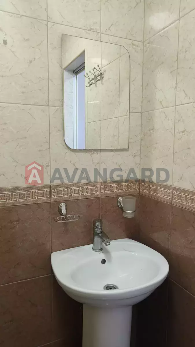 ������� �������, 45 ��.�. ���� 8