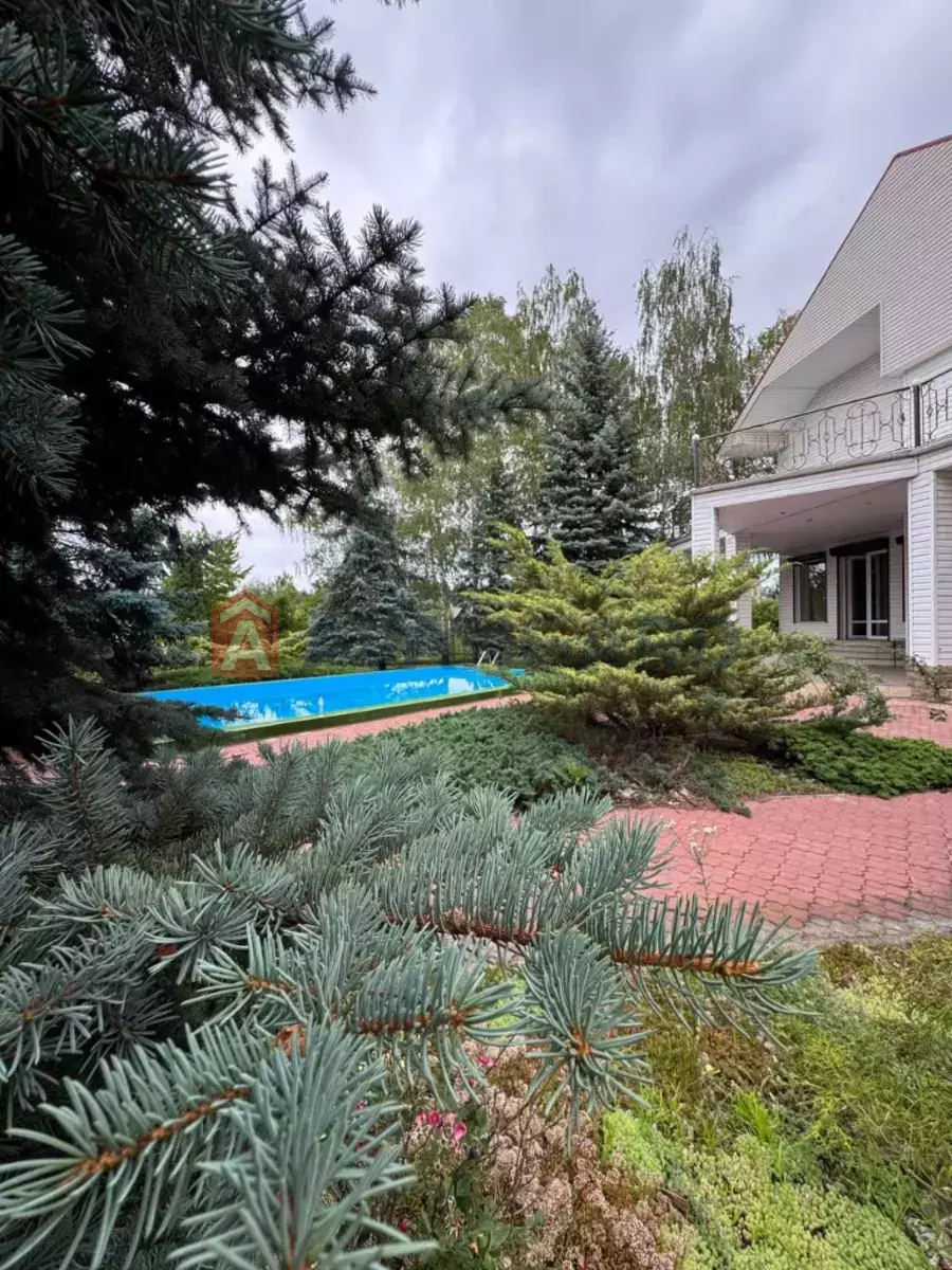 �������, 400 ��.�. ���� 2