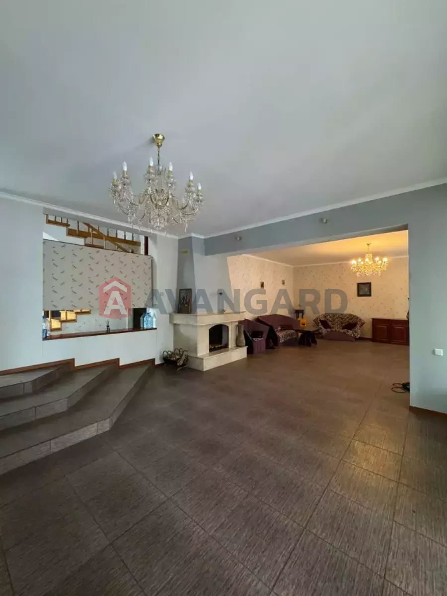 �������, 400 ��.�. ���� 15