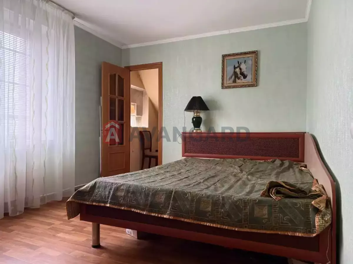 �������, 160 ��.�. ���� 15