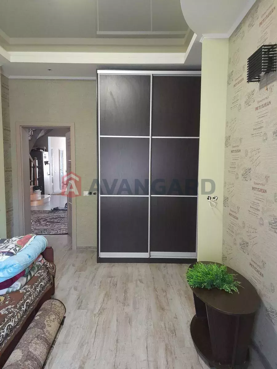 ������� �������, 150 ��.�. ���� 2