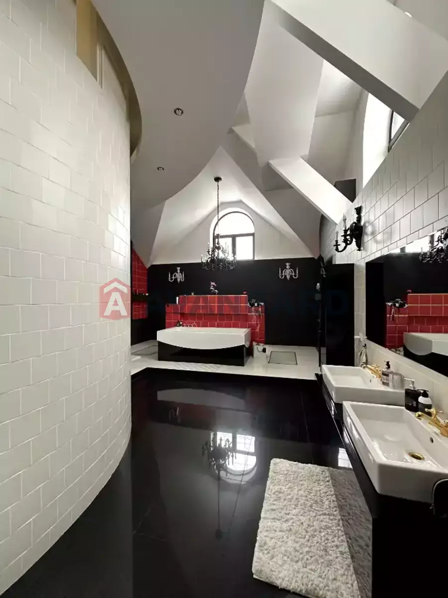 �������, 800 ��.�. ���� 15