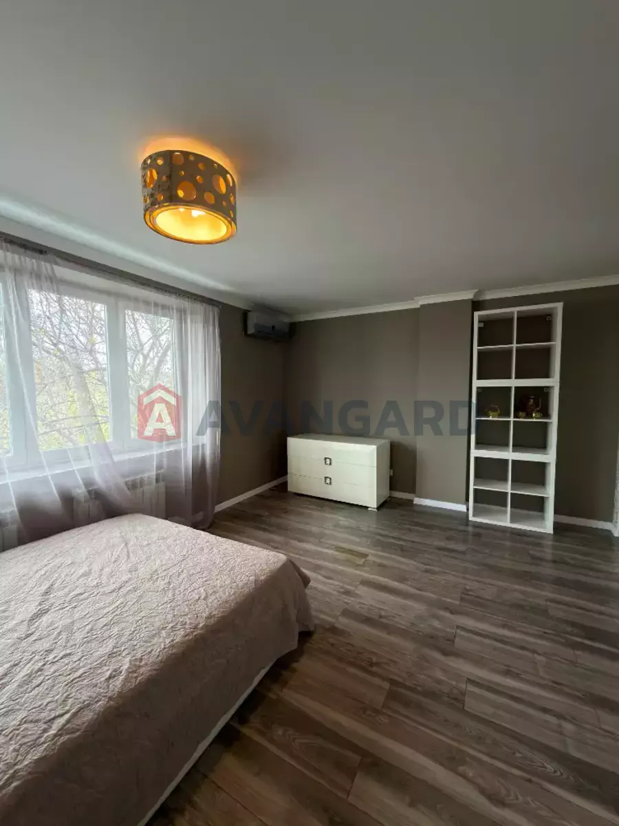 ���, 150 ��.�. ���� 28