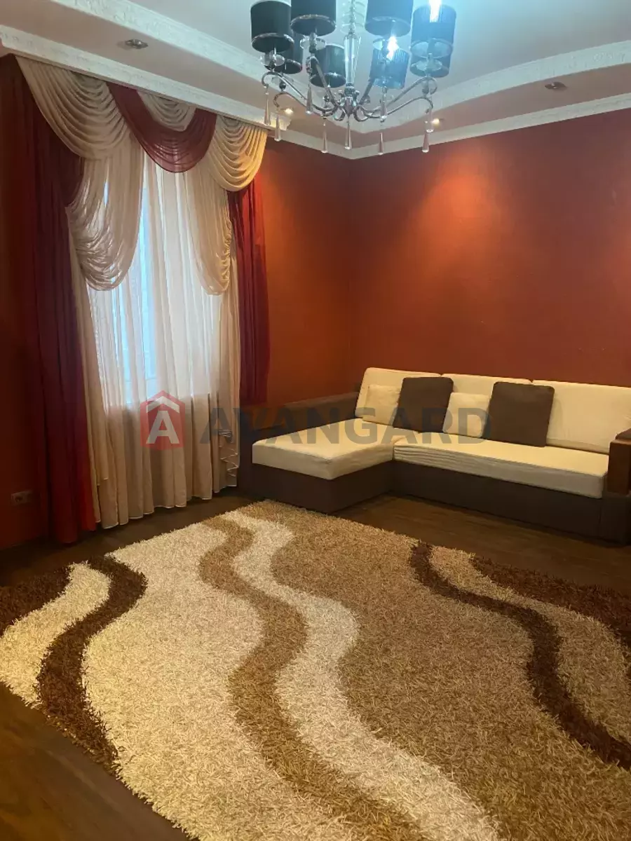 ������� �������, 123 ��.�. ���� 8