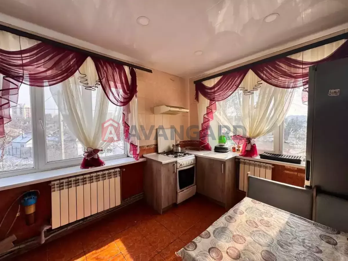 ������� �������, 18 ��.�. ���� 2