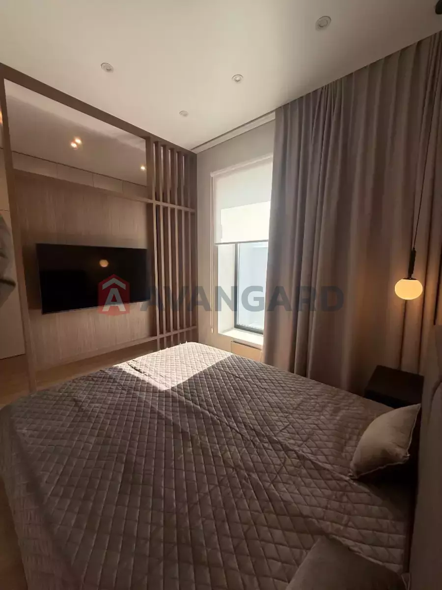 �������, 120 ��.�. ���� 19