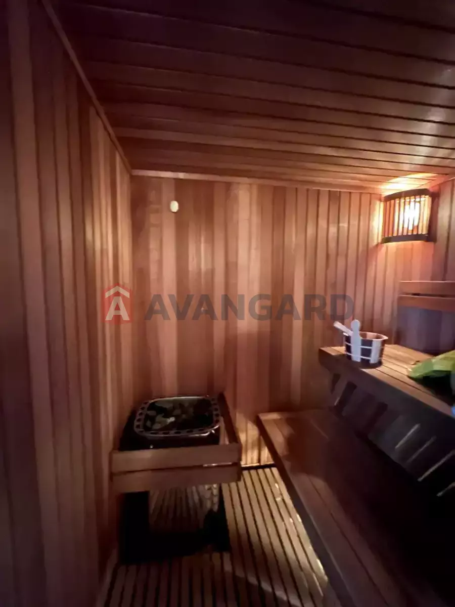 �������, 800 ��.�. ���� 28