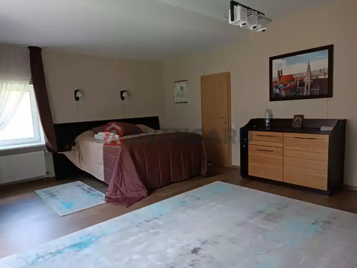 �������, 150 ��.�. ���� 2