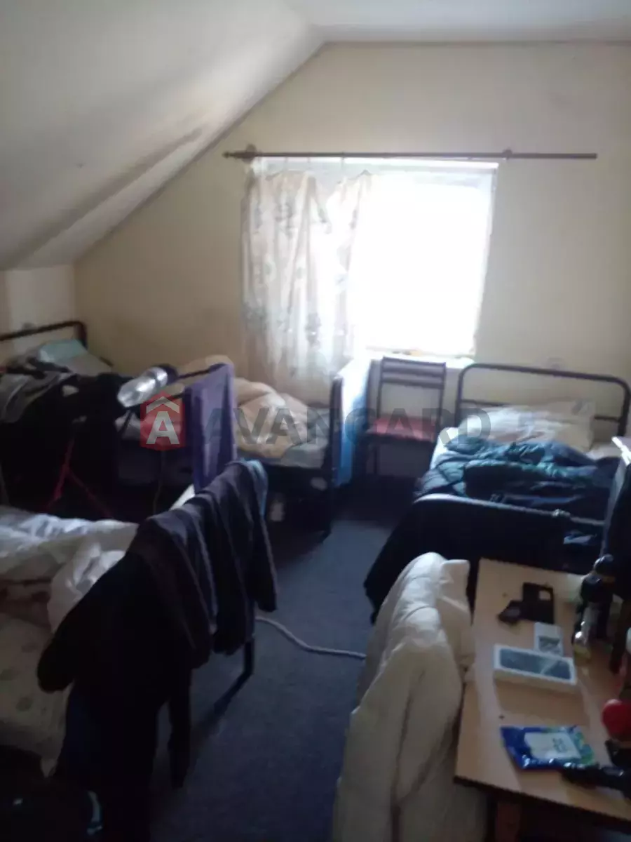 �������, 200 ��.�. ���� 12