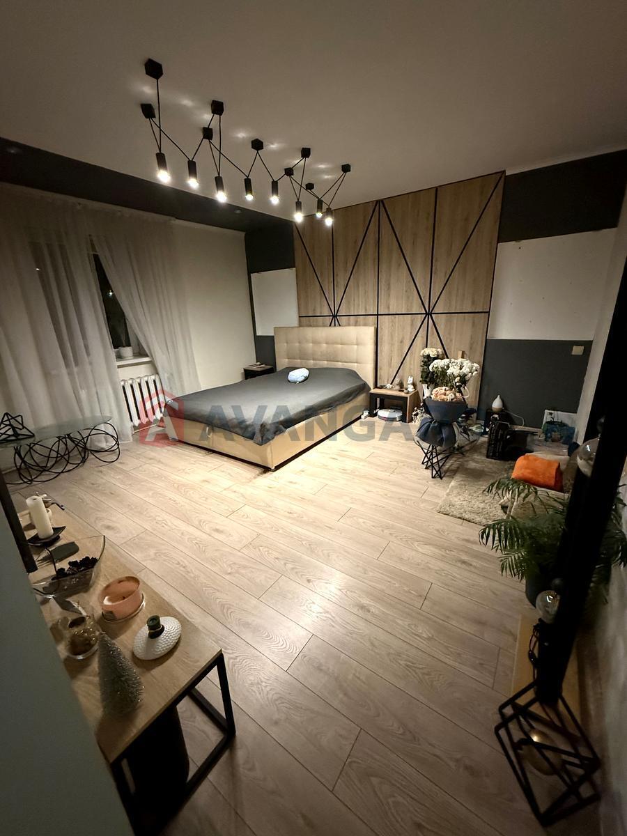 ������� �������, 55 ��.�. ���� 1