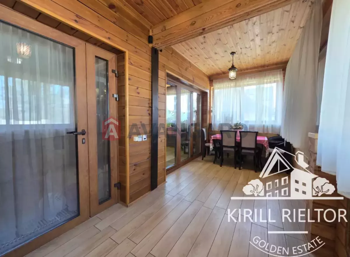 �������, 300 ��.�. ���� 7