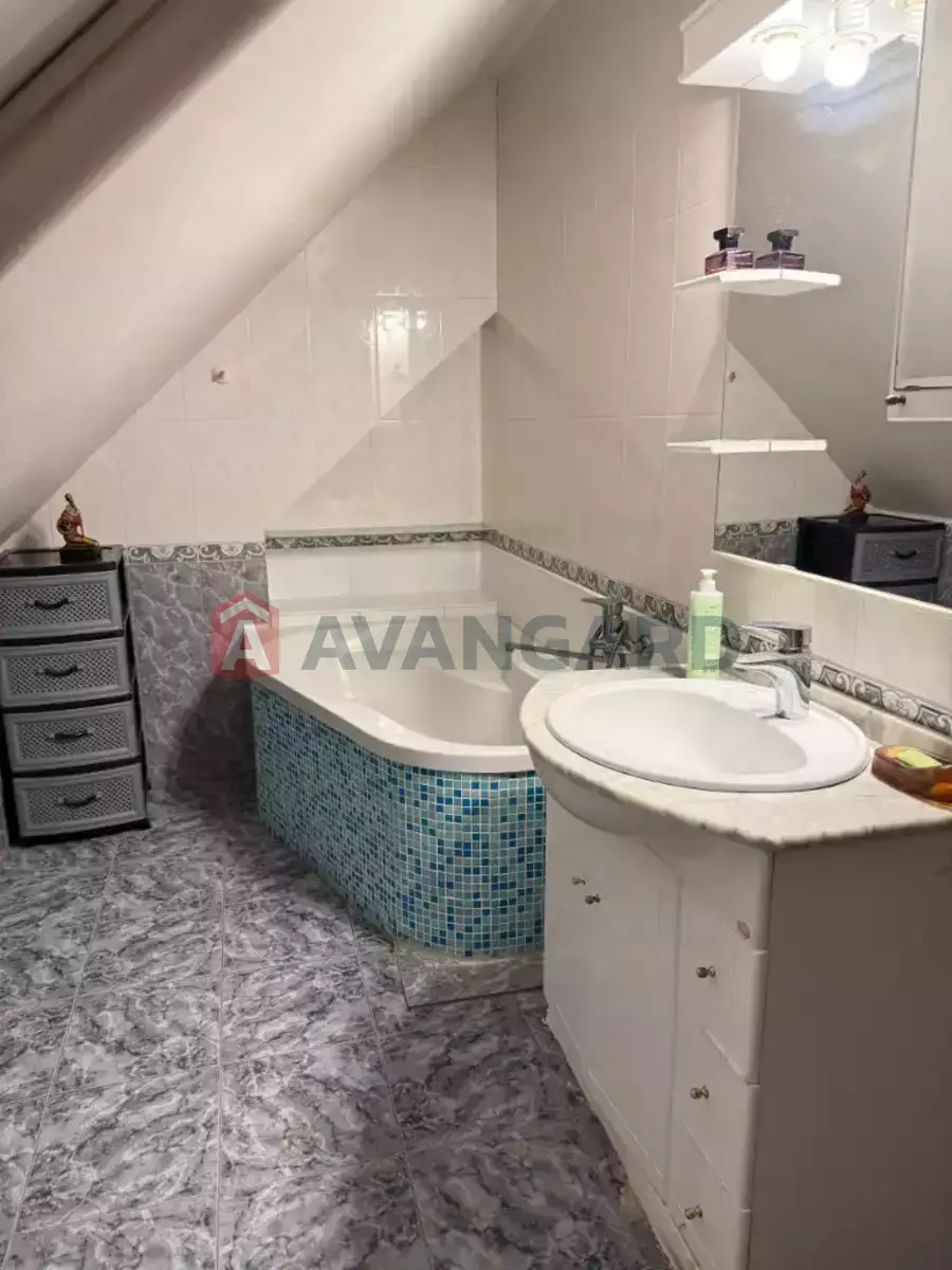 �������, 160 ��.�. ���� 22