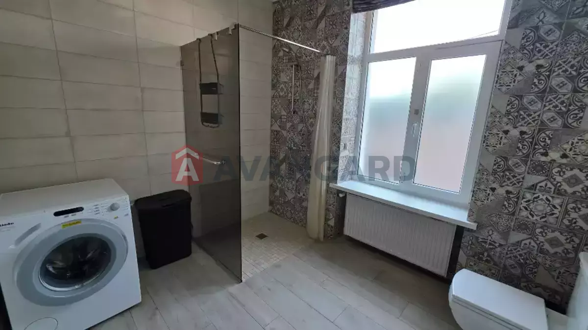 ���, 260 ��.�. ���� 18