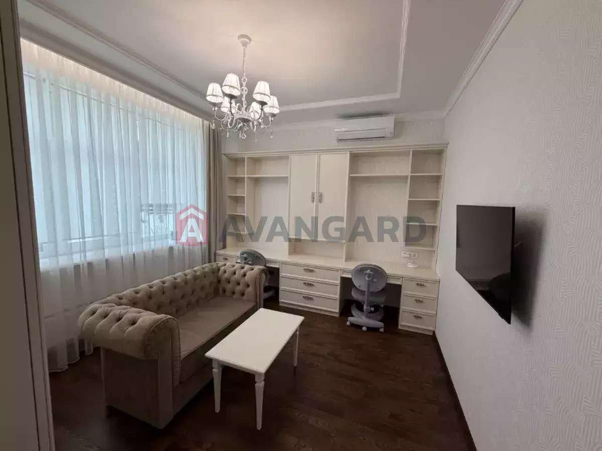 �������, 216 ��.�. ���� 20