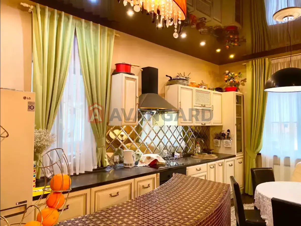 �������, 200 ��.�. ���� 21