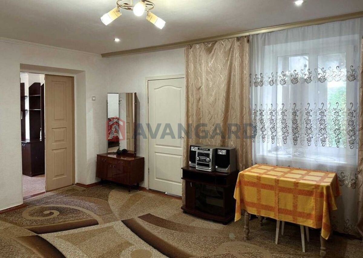 ������� �������, 50 ��.�. ���� 13