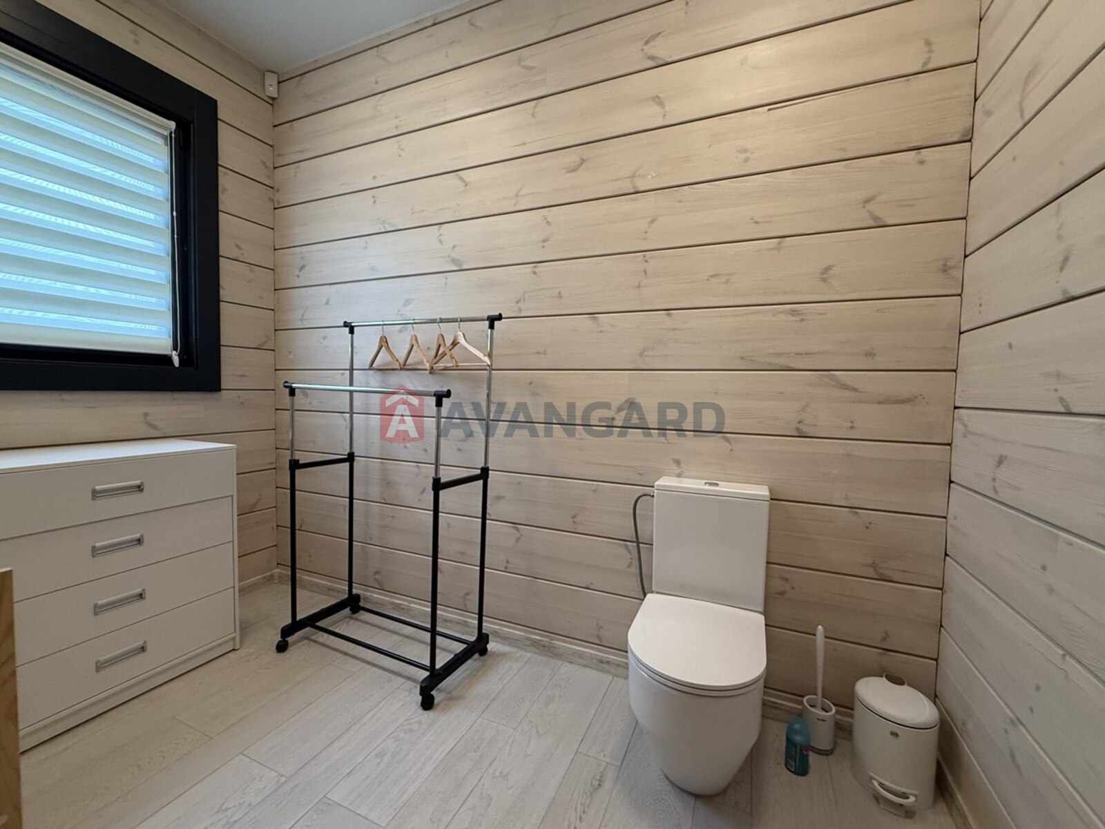 �������, 180 ��.�. ���� 21