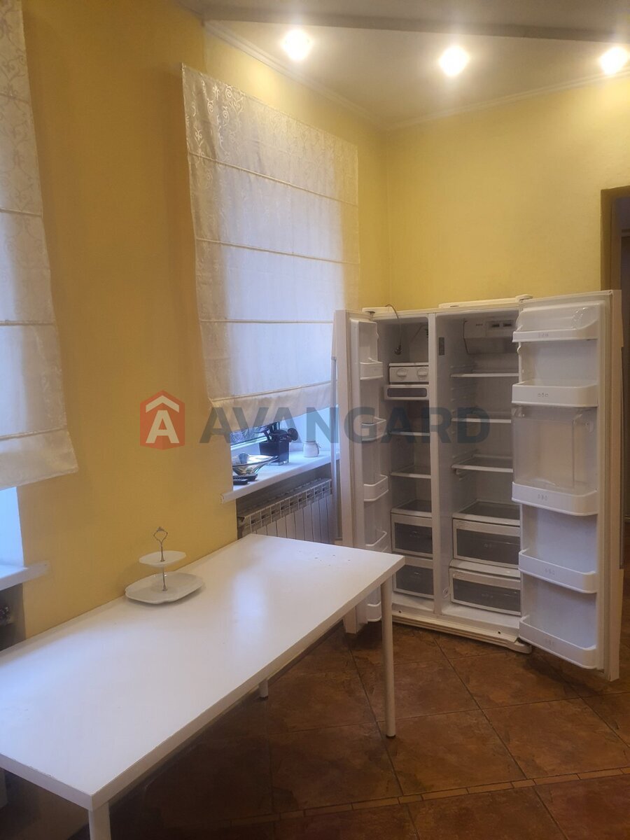 ���, 120 ��.�. ���� 12