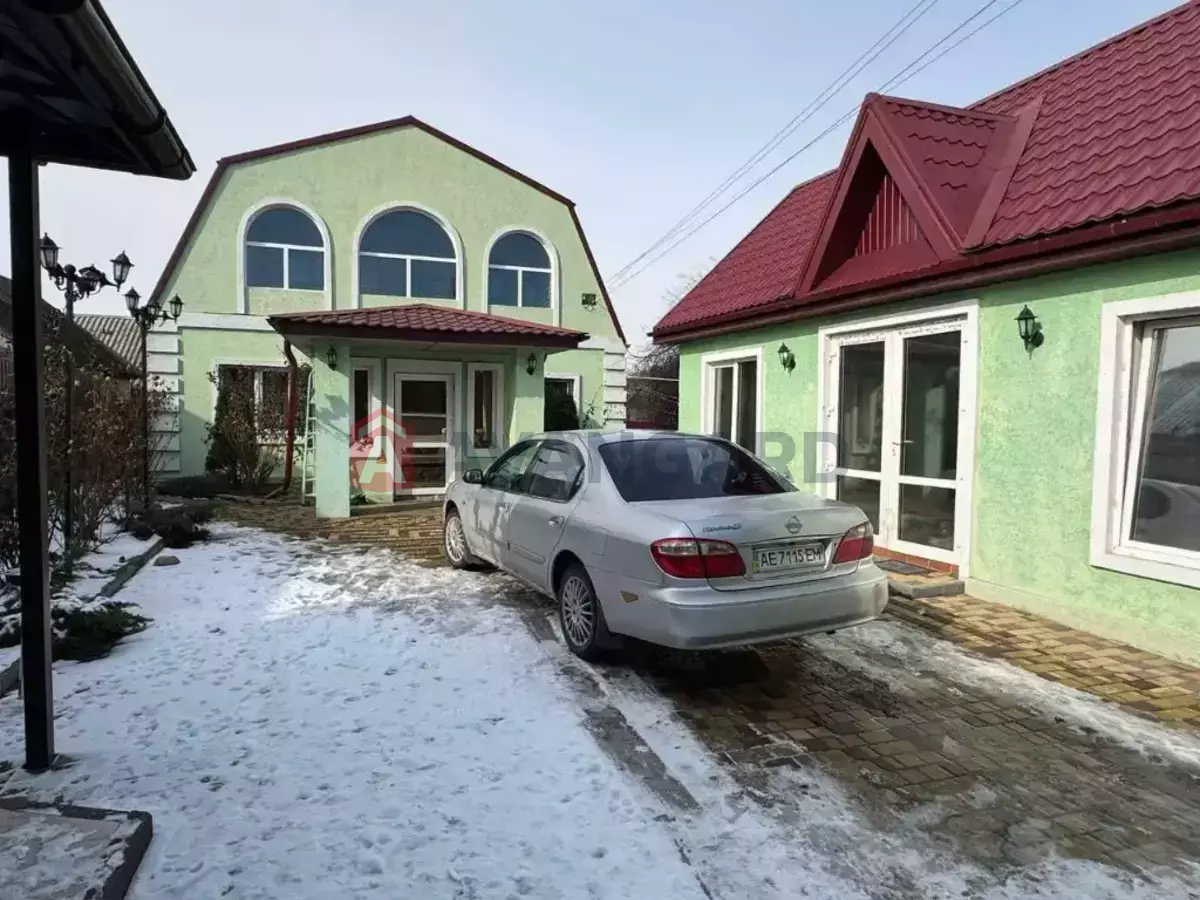 �������, 230 ��.�. ���� 1