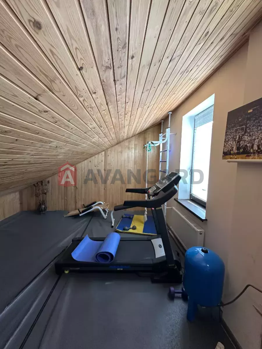 �������, 200 ��.�. ���� 18