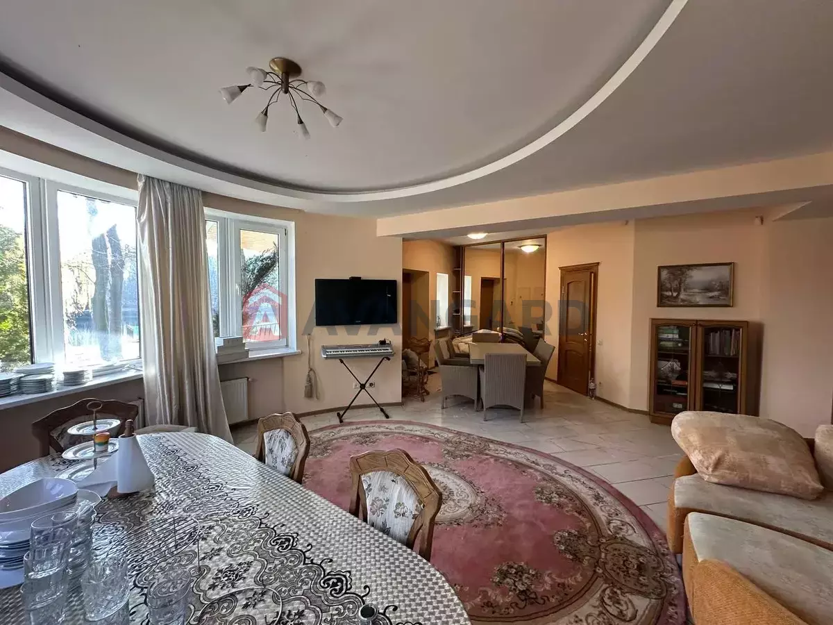 �������, 200 ��.�. ���� 17