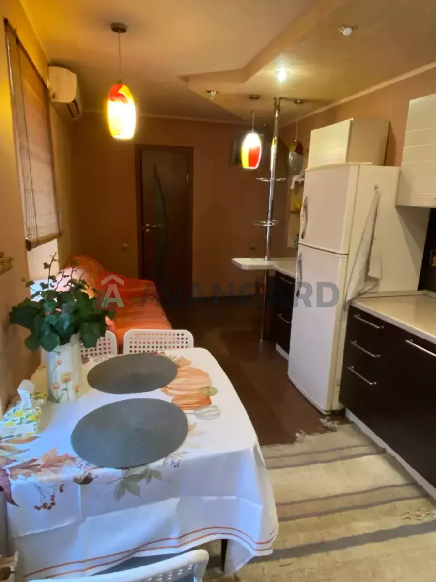 ������� �������, 123 ��.�. ���� 2