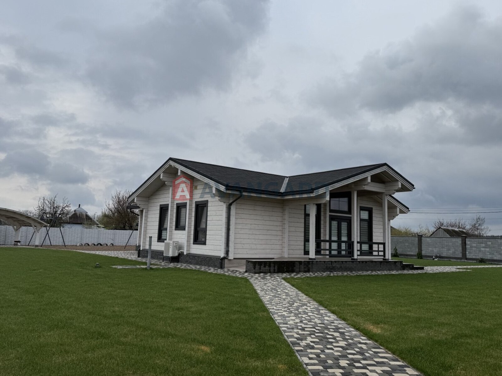 �������, 180 ��.�. ���� 3