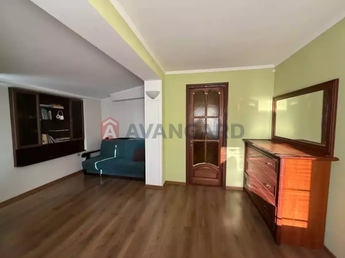 �������, 160 ��.�. ���� 19